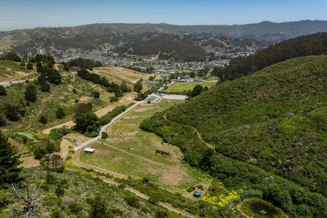 100 Shamrock Ranch Road, Pacifica CA: https://media.crmls.org/mediaz/e4a26dd1-1987-4a81-883b-324c3ecb1053.jpg