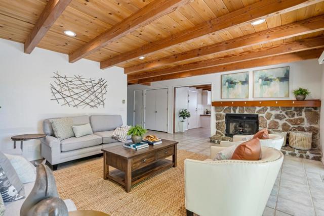 50 Florence Court, Hollister CA: https://media.crmls.org/mediaz/e4a28e13-2487-4a98-9f04-0000f8a414c0.jpg