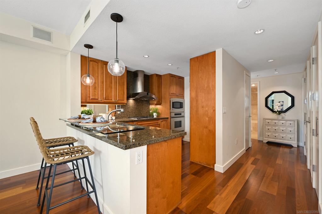 1199 Pacific Hwy - photo 8