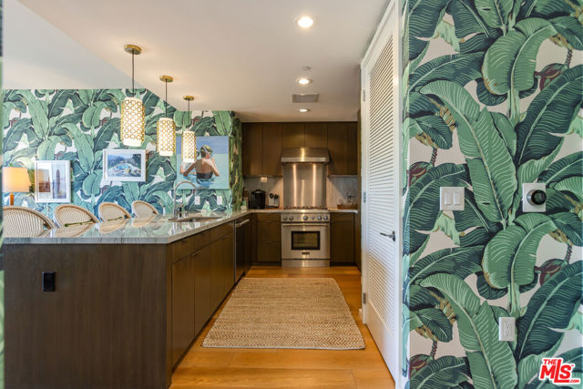 1705 Ocean Avenue, 306 photo 4
