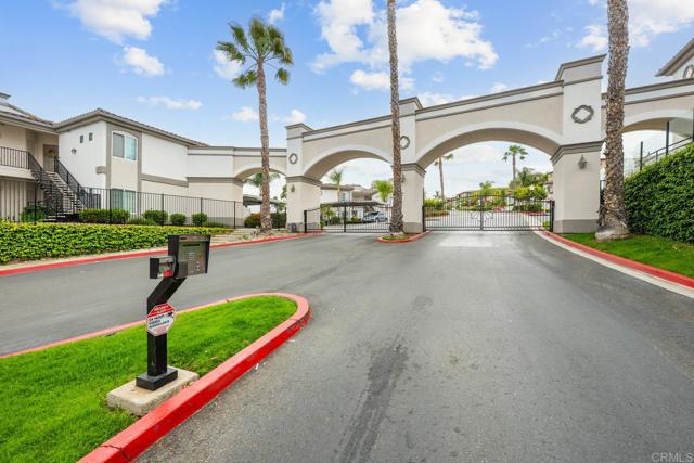 Detail Gallery Image 13 of 15 For 2707 Lake Pointe Dr #204,  Spring Valley,  CA 91977 - 2 Beds | 2 Baths