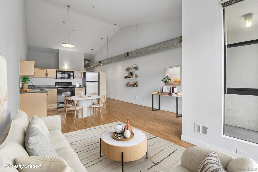 777 6th Avenue - photo 14
