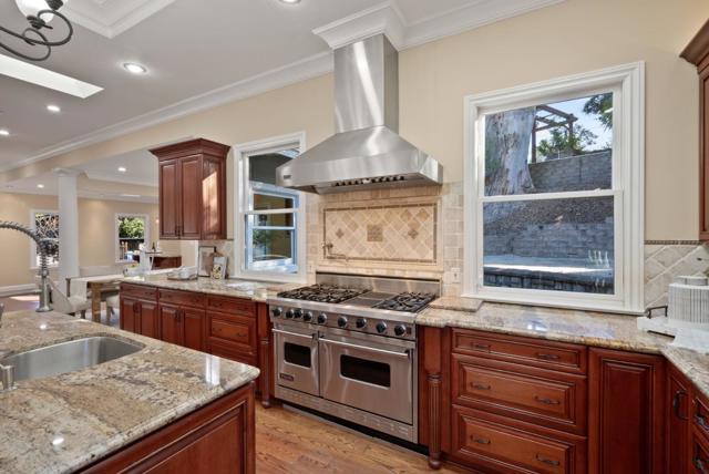 Image 10 of 63 For 12979 Foothill Lane