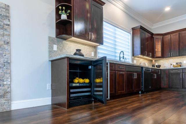 1258 S Stelling Road, Cupertino CA: https://media.crmls.org/mediaz/e4a5ed3e-2764-49e9-b4ec-a1d62169d50e.jpg