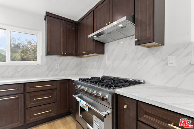 Drew Fenton | 656 N Bonhill Road Los Angeles CA | MLS: 7538623