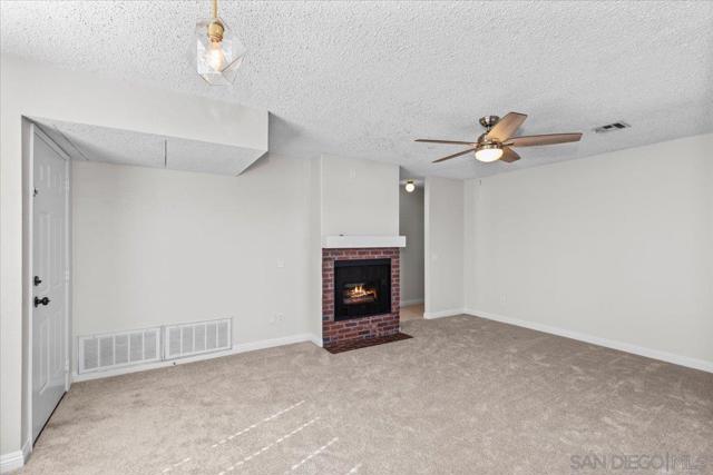 Image 8 of 33 For 10367 Azuaga St  168