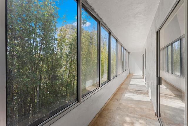 2352 Torrey Pines Rd Unit 9, La Jolla CA: https://media.crmls.org/mediaz/e4aa31b3-201e-467e-b4de-65f76c256ae9.jpg