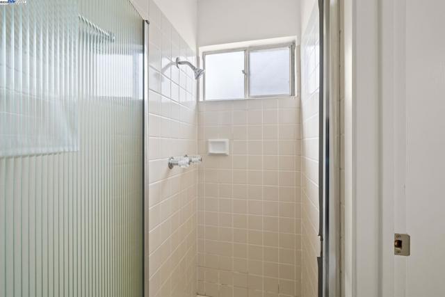 2935 Pine Valley Rd, San Ramon CA: https://media.crmls.org/mediaz/e4ab5e80-a990-4391-ad85-e4d33509cd2f.jpg