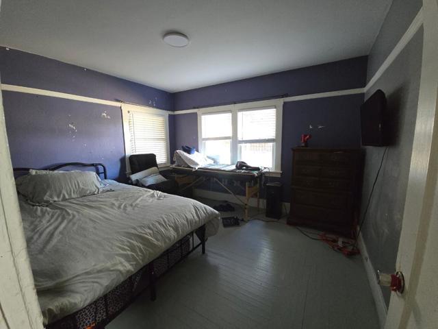 5985 Monterey Road, Gilroy CA: https://media.crmls.org/mediaz/e4ac57f2-22fd-4c78-a380-bd7cf0a945ad.jpg