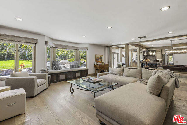 Image 23 of 64 For 26954 Whitehorse Place