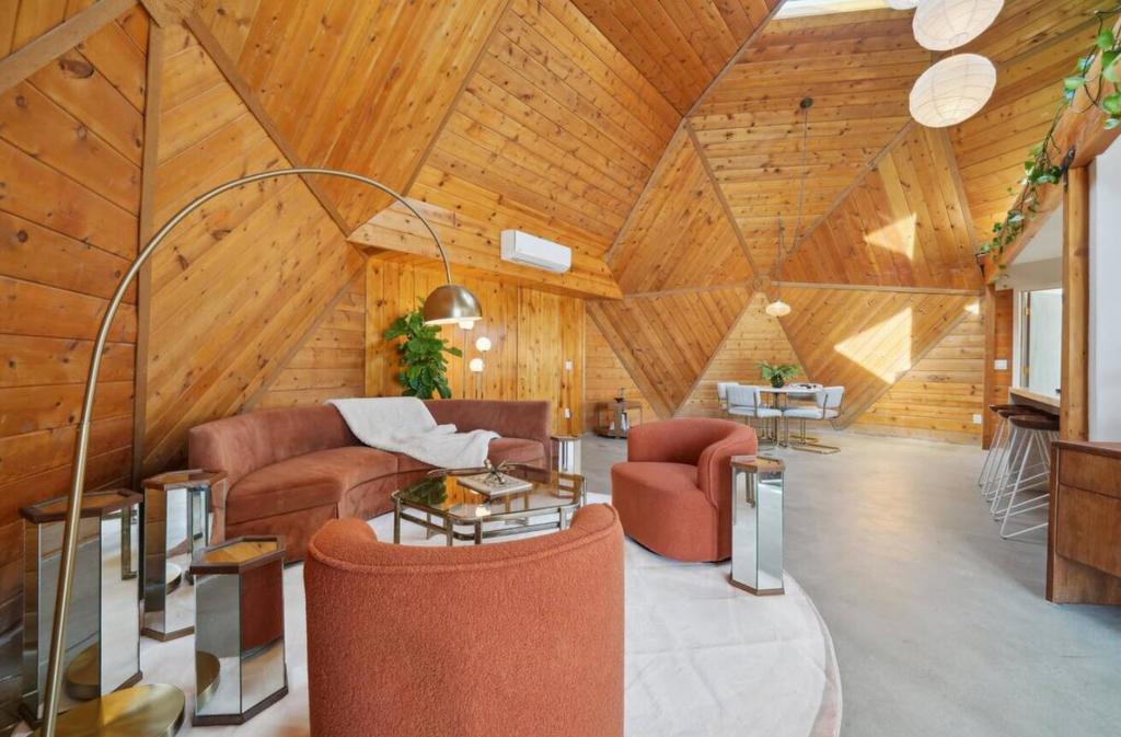 MLS #219138604PS image #1