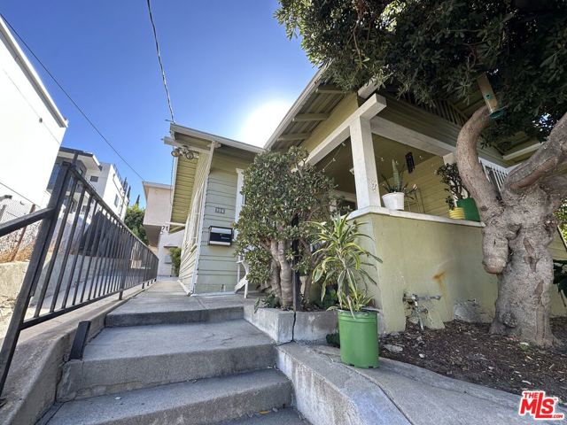 756 Hyperion Avenue, Los Angeles CA: https://media.crmls.org/mediaz/e4aed137-c80d-4968-9657-f2f785f760e4.jpg