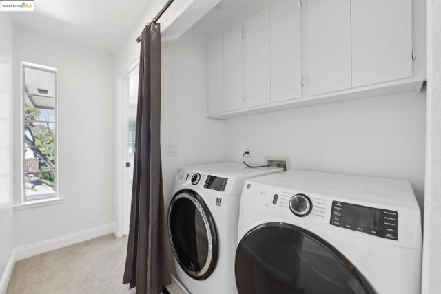 204 Pebblecreek Ct, Martinez CA: https://media.crmls.org/mediaz/e4aee00c-5b2f-4d4c-b523-b56d52b1e61d.jpg