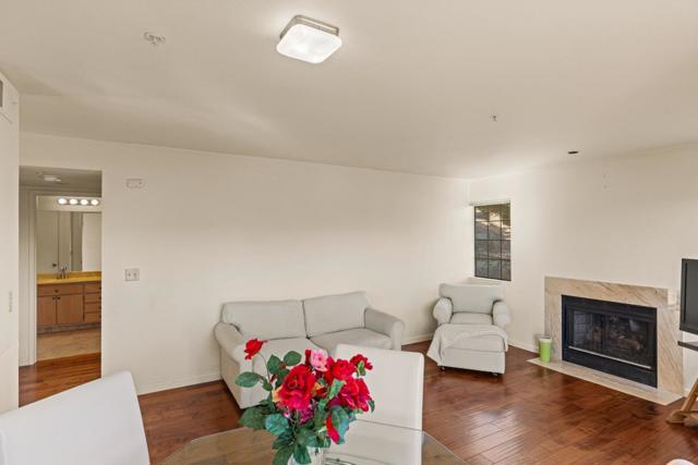 720 Pheasant Ridge Road, Del Rey Oaks CA: https://media.crmls.org/mediaz/e4aef5d8-3dc1-4d73-8e7b-dcf6ba2f961b.jpg