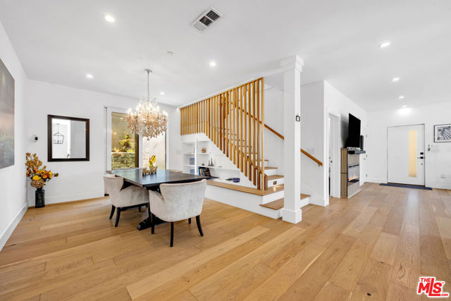 4841 Minden Place, Los Angeles CA: https://media.crmls.org/mediaz/e4afae9b-bc7a-4d08-8719-c1408dac90d6.jpg