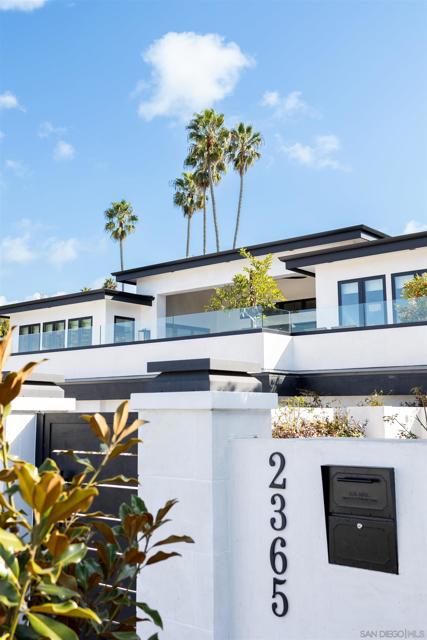 2365 Via Siena, La Jolla CA: https://media.crmls.org/mediaz/e4b0c506-95fd-47d9-909c-e76819ca0084.jpg