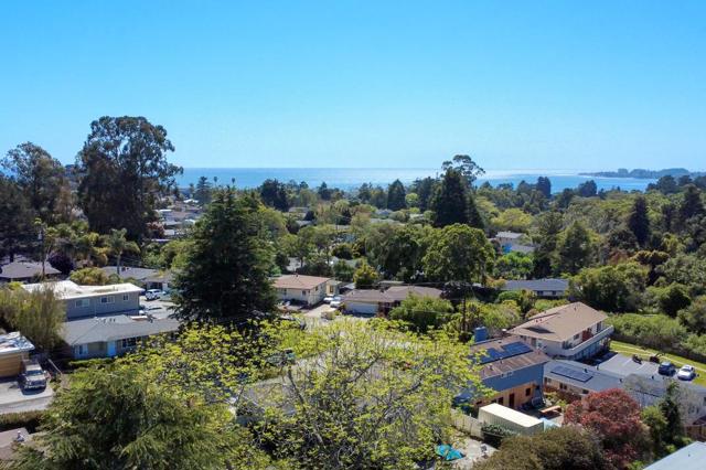 311 Mar Vista Avenue, Aptos CA: https://media.crmls.org/mediaz/e4b1699c-79bf-404e-957f-cc5aa05a0e7e.jpg