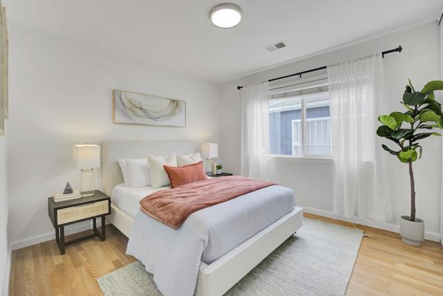 39 Morton Drive, Daly City CA: https://media.crmls.org/mediaz/e4b17edf-f57e-4a94-8b75-2a599bbaca99.jpg