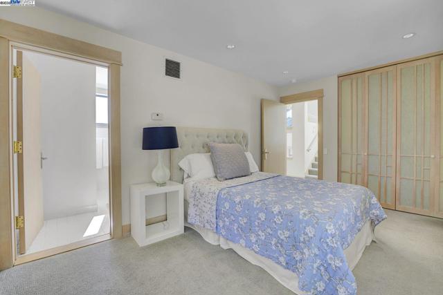 319 Tappan Ter, Orinda CA: https://media.crmls.org/mediaz/e4b3ad2e-3069-4e3f-bb53-37acd01d8577.jpg