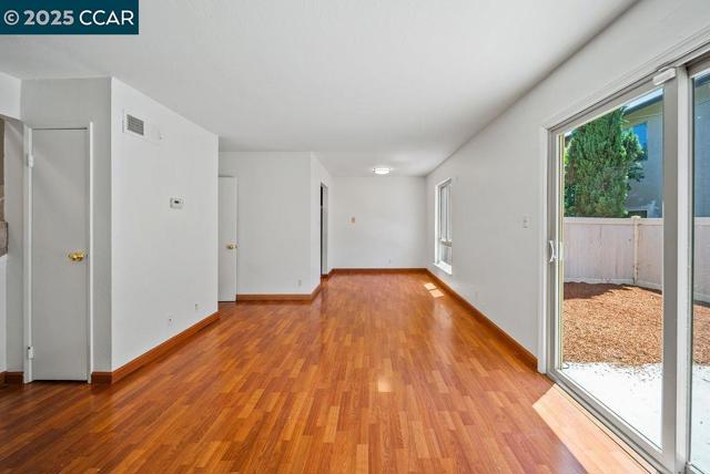 2032 Sierra Road, Concord CA: https://media.crmls.org/mediaz/e4b3da07-624d-4968-90e7-e8b7250e054e.jpg
