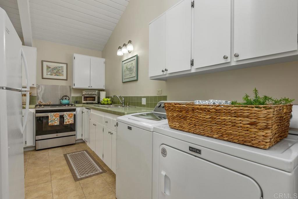 7512 Viejo Castilla Way - photo 12