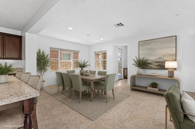 585 Via De La Paz, Palm Desert, CA 92211
