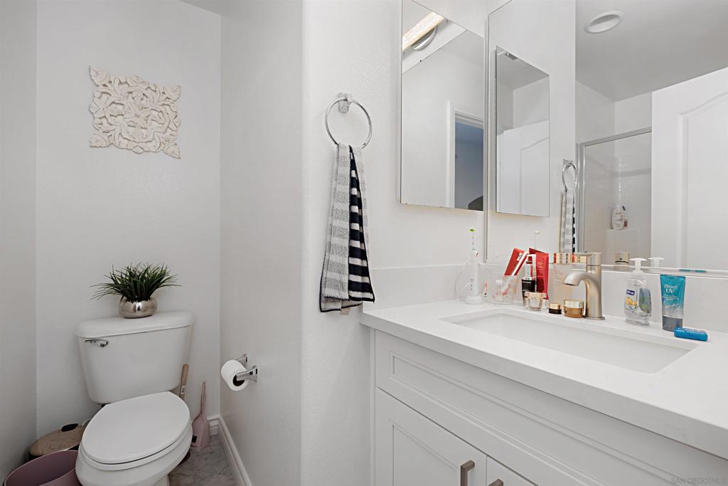 MLS #250043082SD image #17