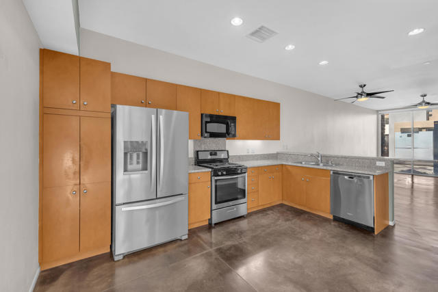 3554 Penny Lane, Palm Springs, CA 92262