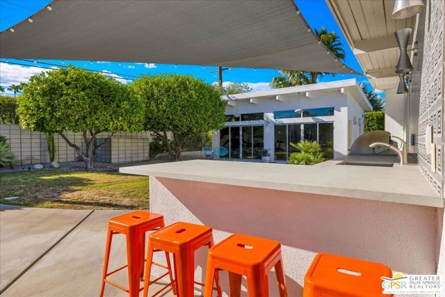 657 N Juanita Drive, Palm Springs, CA 92262