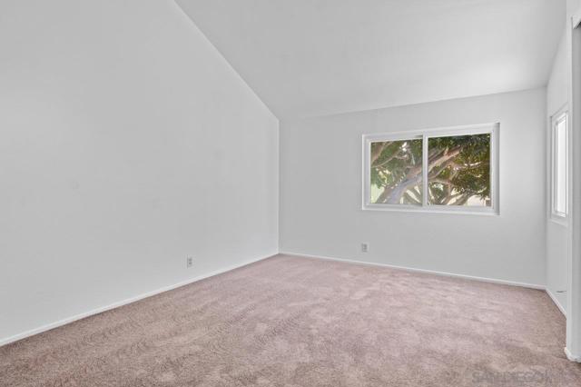4041 Caminito Dehesa, San Diego CA: https://media.crmls.org/mediaz/e4b67e17-8f9a-4599-bc07-554216fe3d68.jpg