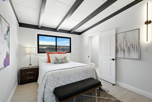 36686 Charles St, Newark CA: https://media.crmls.org/mediaz/e4b7915d-2569-4bd6-92f2-2f26e17983a8.jpg