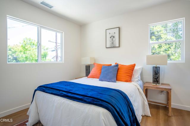 2222 1/4 Dorris Place, Los Angeles CA: https://media.crmls.org/mediaz/e4b7930f-4276-4ed5-9de2-35c6d7b83301.jpg