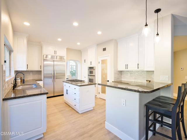 2461 Kirsten Lee Drive, Westlake Village CA: https://media.crmls.org/mediaz/e4b79ad0-a363-445f-ae20-791af1fd3de8.jpg