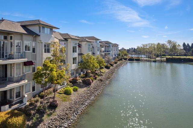 600 Baltic Circle, Redwood City CA: https://media.crmls.org/mediaz/e4b8943d-be92-4118-9a52-f5dde8a77e07.jpg