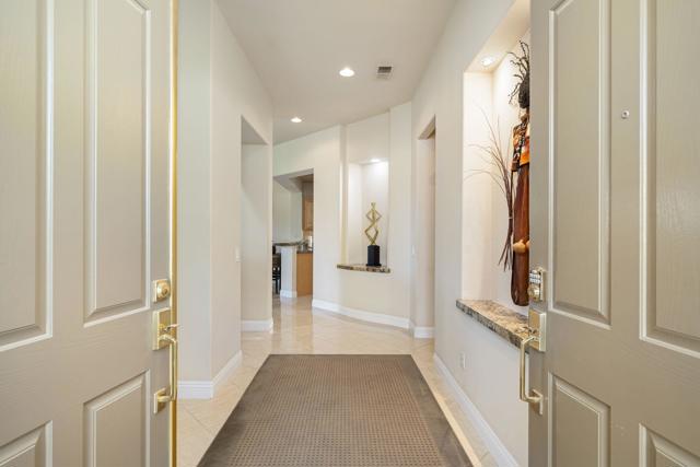 78328 Calle Las Ramblas, La Quinta CA: https://media.crmls.org/mediaz/e4b90305-65a0-4f28-a120-2ca4e2a52529.jpg