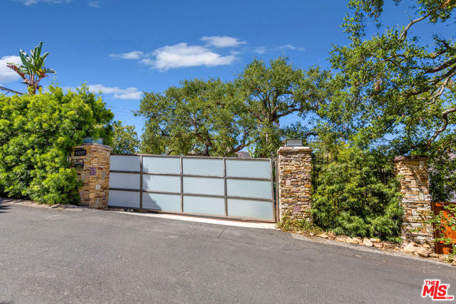 26227 Fairside Road photo 6