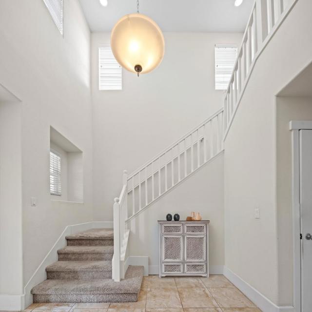 13326 Warren Avenue,  CA: https://media.crmls.org/mediaz/e4b98edc-5455-4dc3-8e96-368c48f34841.jpg