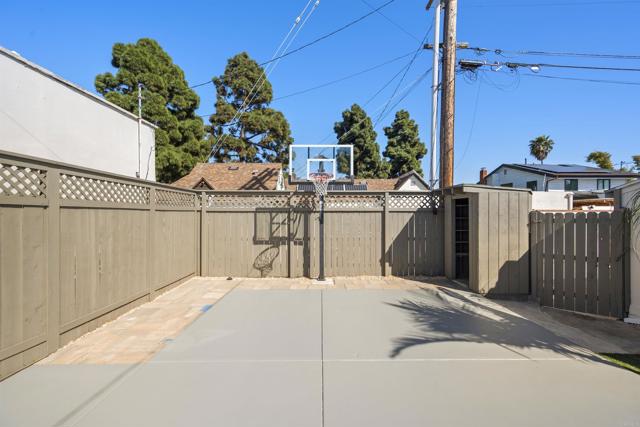 Detail Gallery Image 41 of 51 For 311 B Ave, Coronado,  CA 92118 - 3 Beds | 2 Baths
