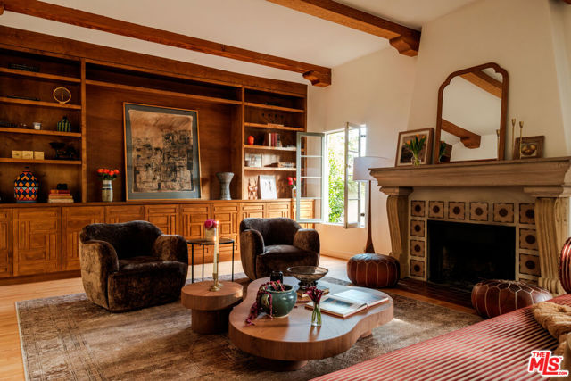 4 Bed Home for Sale in Los Angeles, California