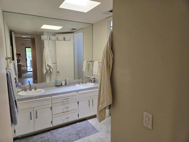 28548 Taos Court, Cathedral City CA: https://media.crmls.org/mediaz/e4bc1bce-2b7e-44ab-bfe8-9d6266fdf05f.jpg