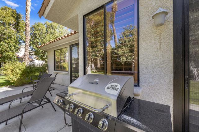 105 Potenza Circle, Palm Desert, CA 92211
