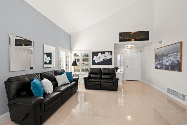 Detail Gallery Image 6 of 48 For 453 Hidden Vista Dr, Chula Vista,  CA 91910 - 4 Beds | 3 Baths