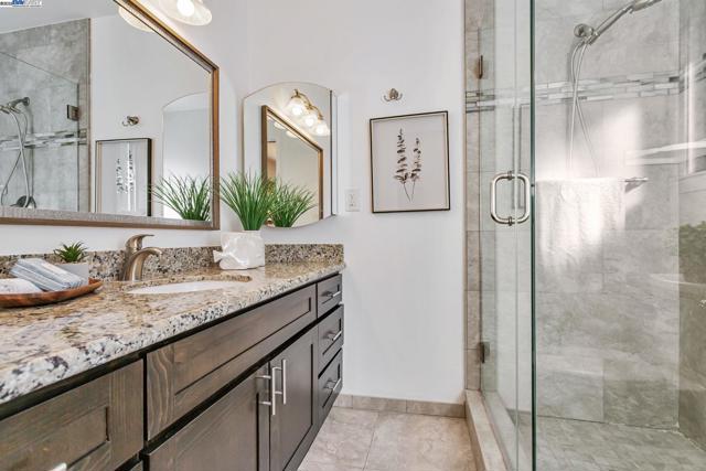 6976 Allegheny Dr, Dublin CA: https://media.crmls.org/mediaz/e4bdbac0-9537-46c4-9da9-8b6eada957e6.jpg