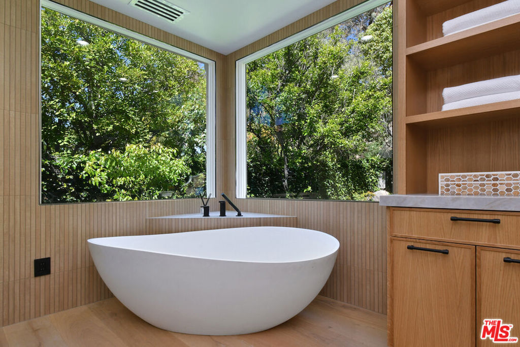 MLS #26858919 image #36