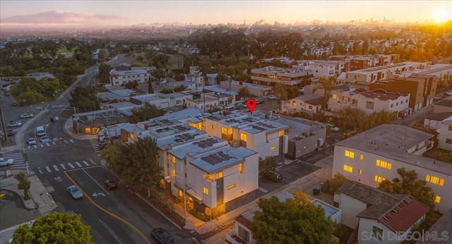 4177 Voltaire, San Diego CA: https://media.crmls.org/mediaz/e4bf9d76-4237-409d-9877-e7414a2ca40a.jpg