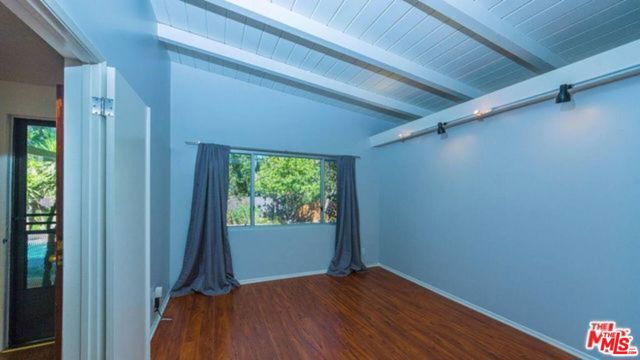 8090 Mulholland Drive, Los Angeles CA: https://media.crmls.org/mediaz/e4c0db7a-7a78-42cc-969a-ea01f898a38c.jpg