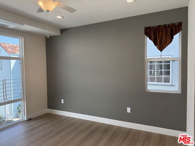 823 S Lorraine Boulevard, Los Angeles CA: https://media.crmls.org/mediaz/e4c17003-7dec-4cac-806c-0867c86b04c9.jpg