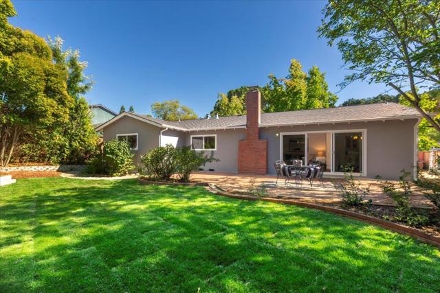 119 Belcrest Drive, Los Gatos CA: https://media.crmls.org/mediaz/e4c1842c-b99c-40b5-ab4f-1096ba978e67.jpg