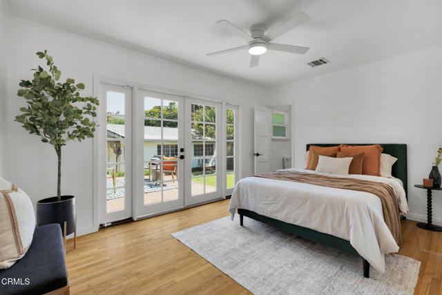 410 W Spazier Avenue, Burbank CA: https://media.crmls.org/mediaz/e4c1e37a-d79d-4db1-a163-602376d23f0a.jpg