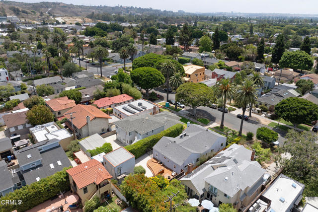 4160 Madison Avenue, Culver City CA: https://media.crmls.org/mediaz/e4c2d247-caef-4634-93d0-d6d325f34704.jpg